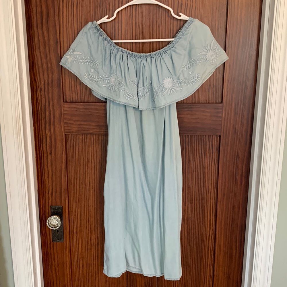 Women’s Off Shoulder Casual Beach Dress Size M